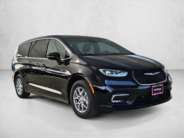 New 2026 Chrysler Pacifica Select FWD image 7