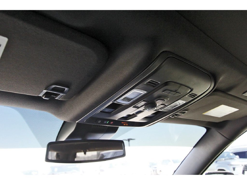 Used 2024 GMC Yukon Denali AWD/4WD image 26