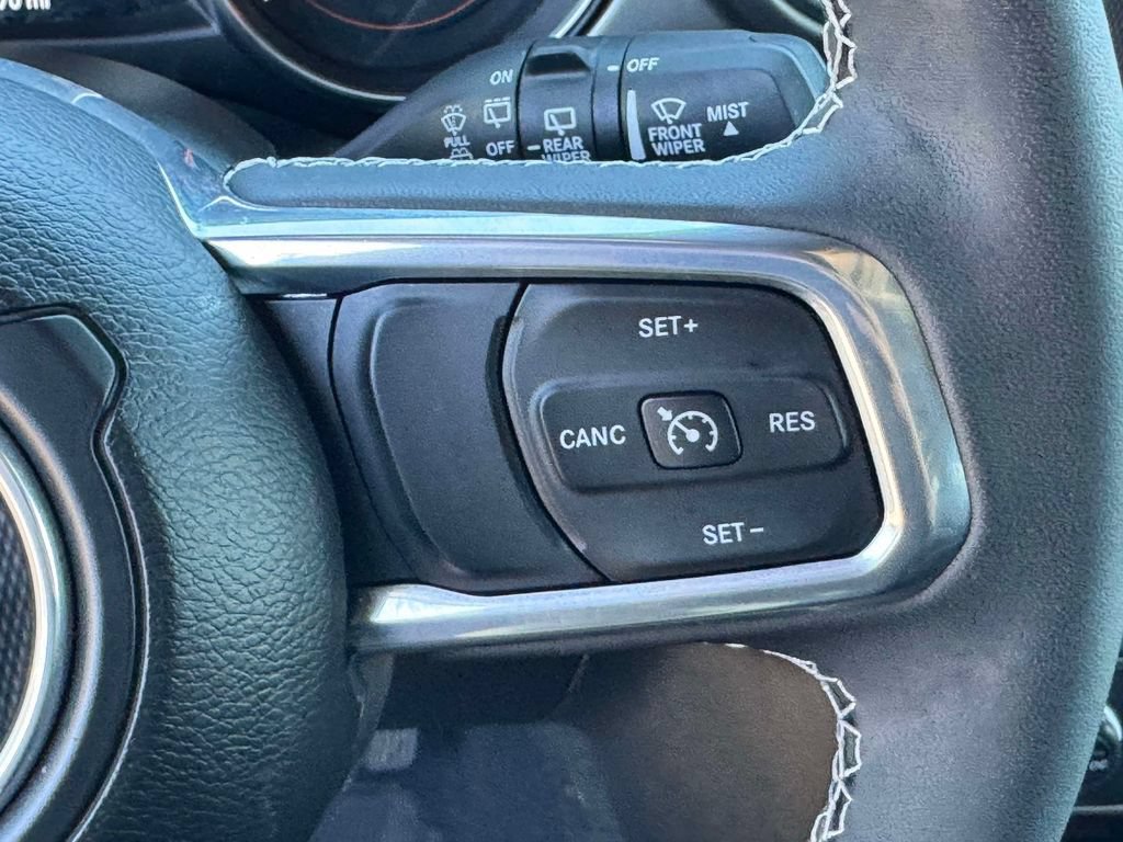 Used 2023 Jeep Wrangler Unlimited Sahara w/ Cold Weather Group AWD/4WD image 23