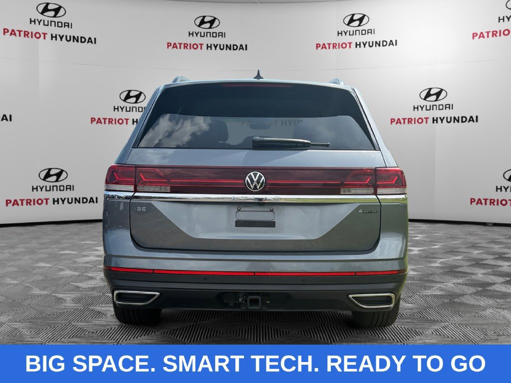 Used 2024 Volkswagen Atlas SE AWD/4WD image 4