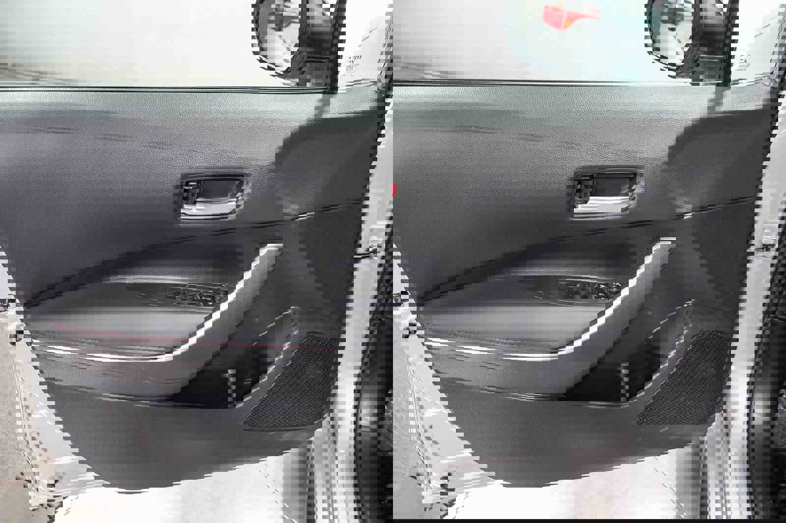 Certified 2024 Toyota Corolla SE FWD image 21