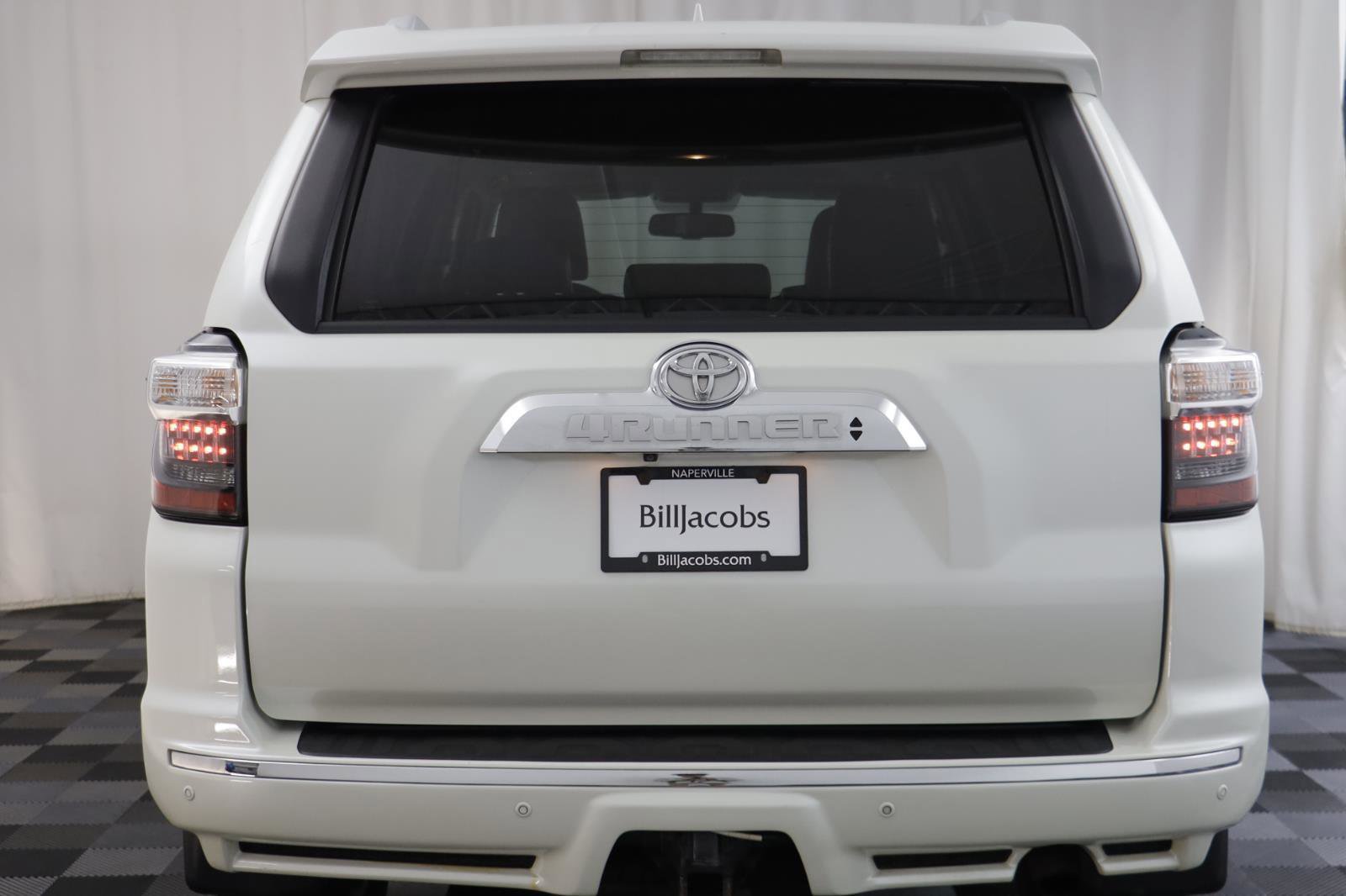 Used 2014 Toyota 4Runner Limited image 16