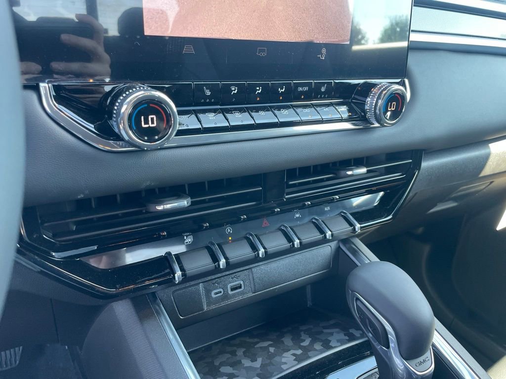 New 2026 GMC Canyon Elevation w/ Convenience Package image 22