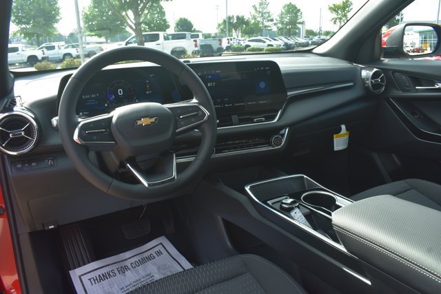 New 2027 Chevrolet Equinox LT FWD image 17