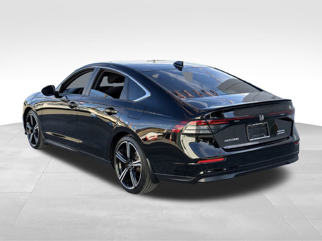 Used 2024 Honda Accord Sport image 5