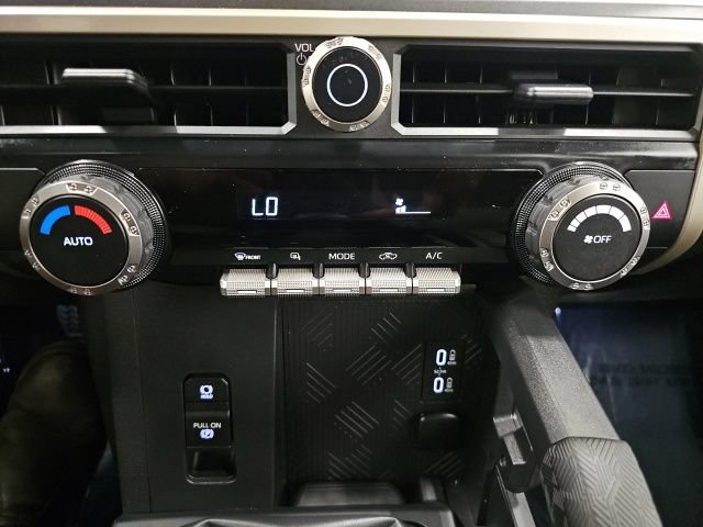 Used 2026 Toyota Tacoma TRD Off-Road AWD/4WD image 23