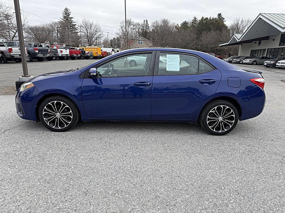 Used 2015 Toyota Corolla S image 2