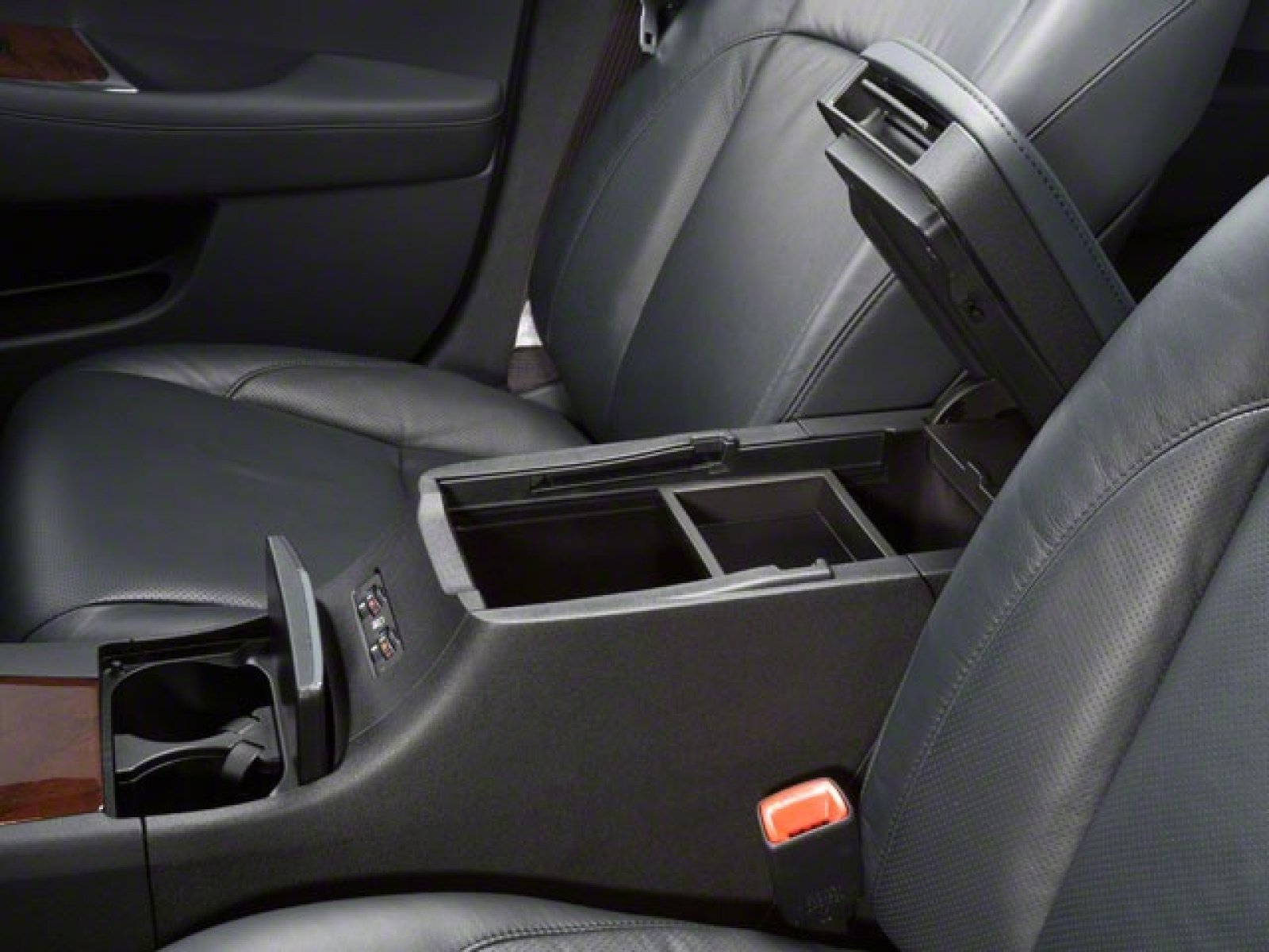 Used 2010 Lexus ES 350 w/ Preferred Accessory Package FWD image 14