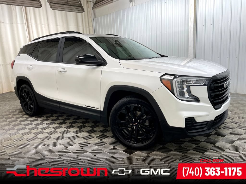 Certified 2022 GMC Terrain SLE w/ Driver Convenience Package FWD image 1