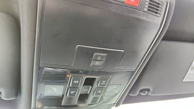 Used 2022 Volkswagen Tiguan SE R-Line image 56