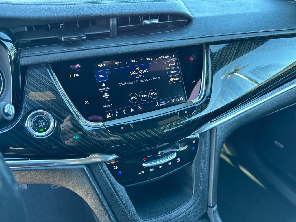 Used 2023 Cadillac XT6 Premium Luxury image 11