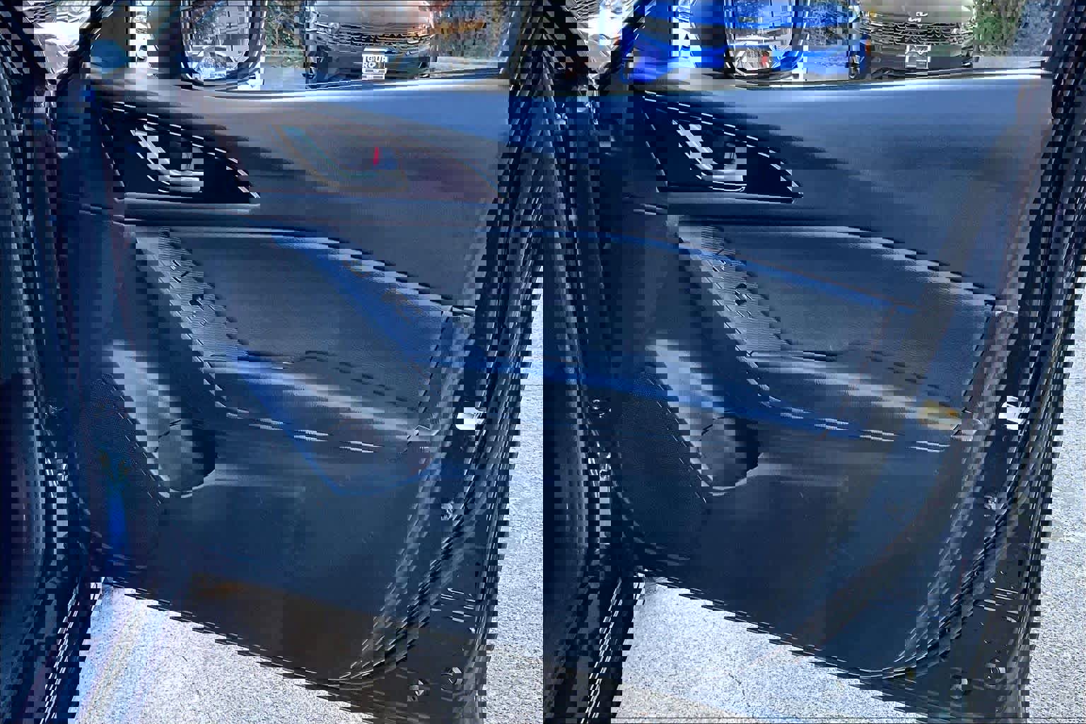 Used 2016 MAZDA MAZDA3 i Sport w/ Preferred Equipment Package image 21