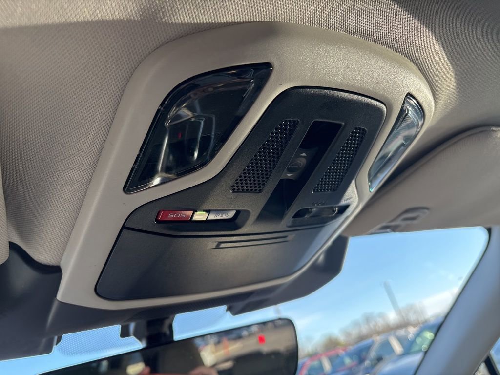 Certified 2023 Subaru Outback Limited AWD/4WD image 23