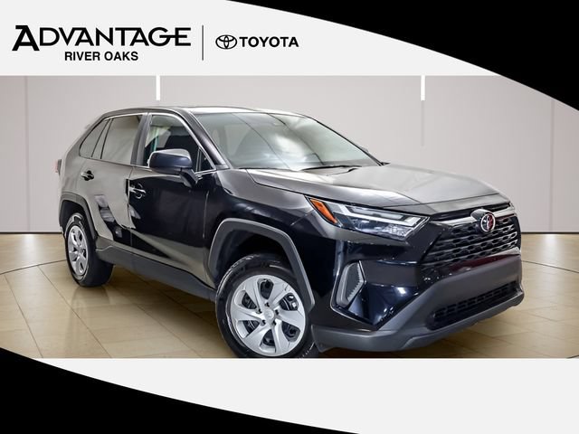 Used 2025 Toyota RAV4 LE FWD image 1