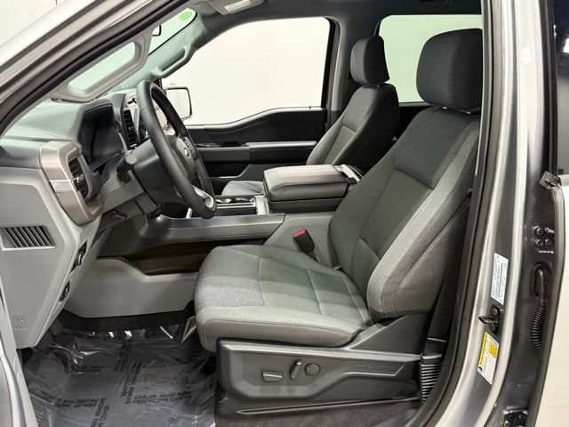 Used 2025 Ford F150 XLT w/ Equipment Group 302A MID image 15