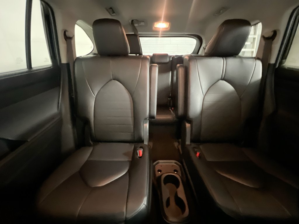 Used 2026 Toyota Highlander XLE AWD/4WD image 30