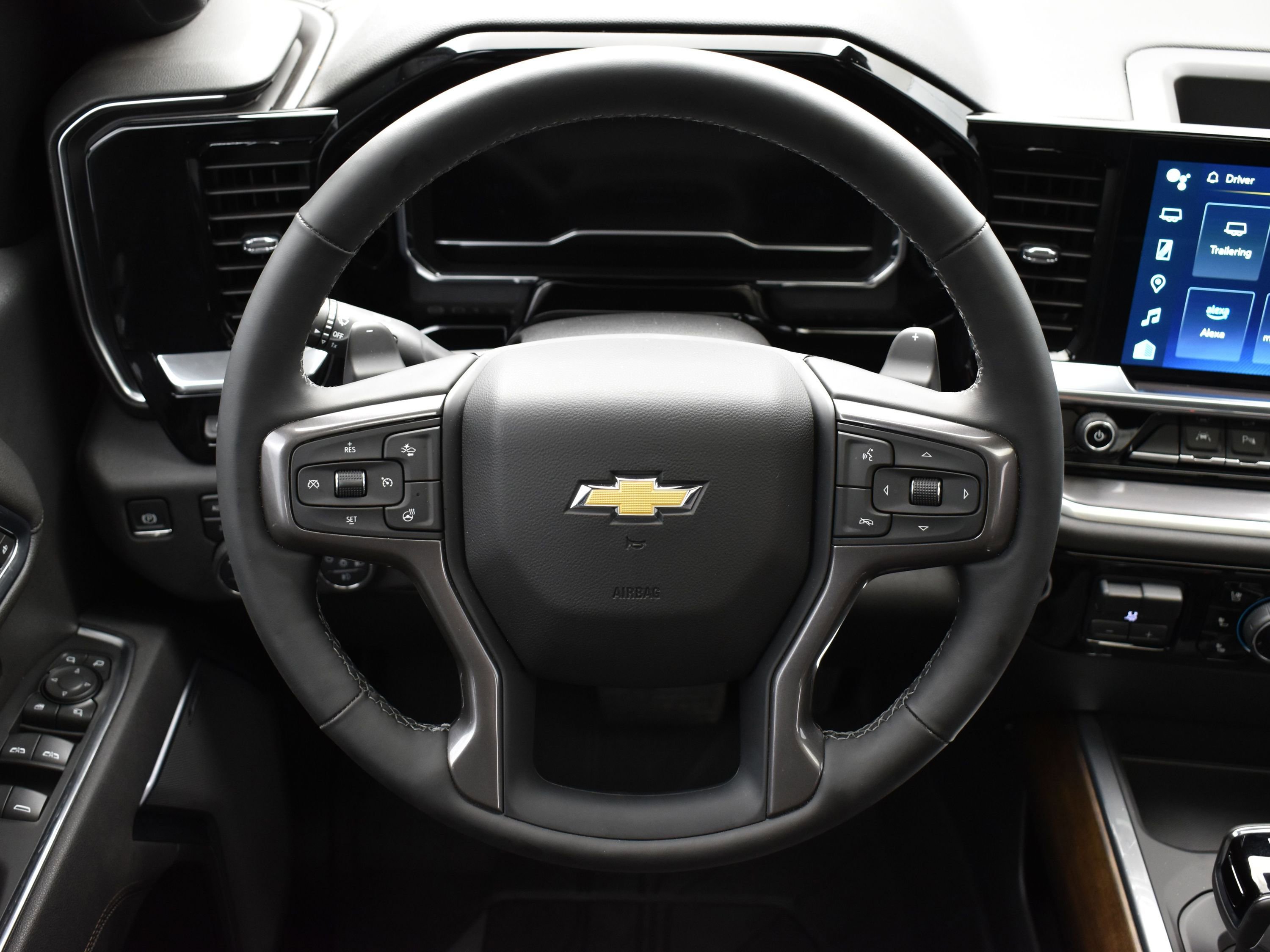 Used 2025 Chevrolet Silverado 1500 High Country image 14