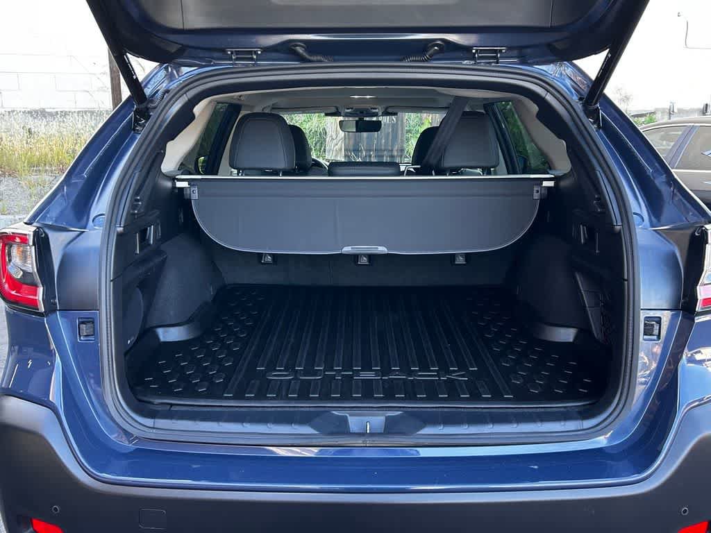 Certified 2025 Subaru Outback Onyx Edition AWD/4WD image 20