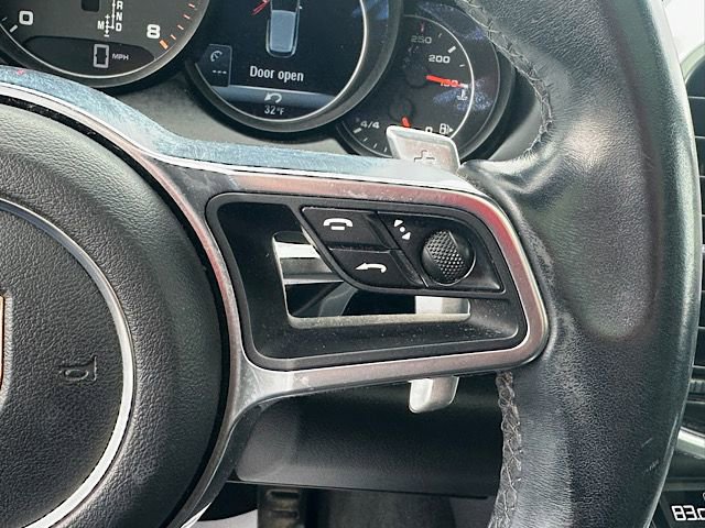Used 2017 Porsche Cayenne AWD/4WD image 29