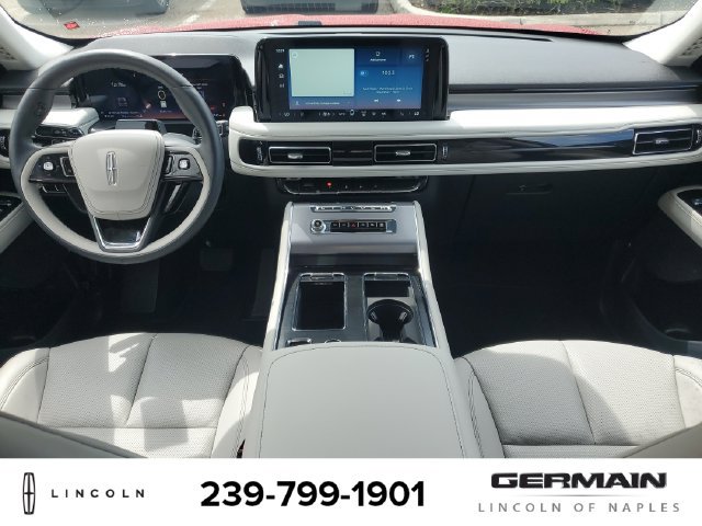 New 2026 Lincoln Aviator 2WD image 17