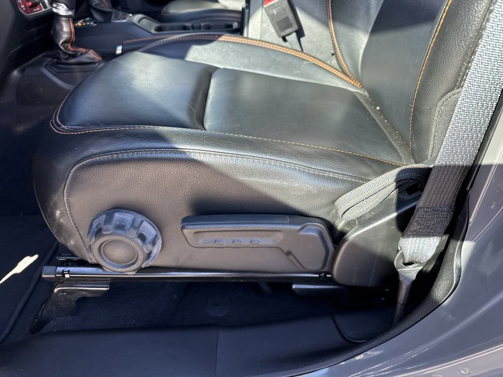 Used 2023 Jeep Gladiator Mojave w/ LED Lighting Group image 15