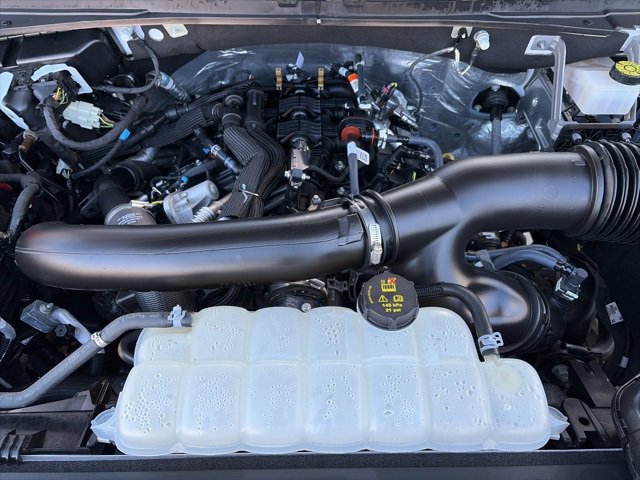 Used 2023 Ford Expedition Limited image 31