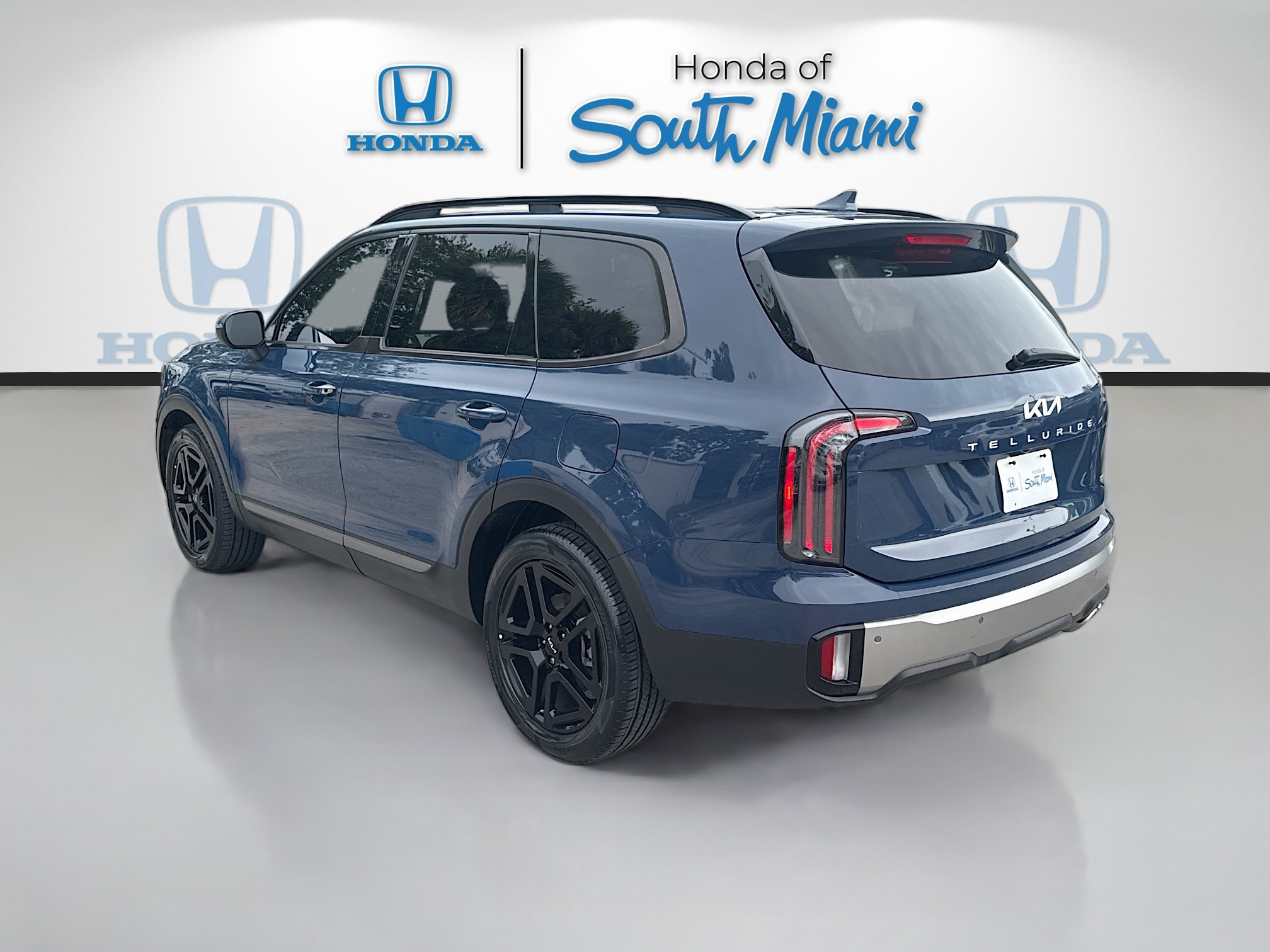 Used 2023 Kia Telluride EX X-Line AWD/4WD image 5