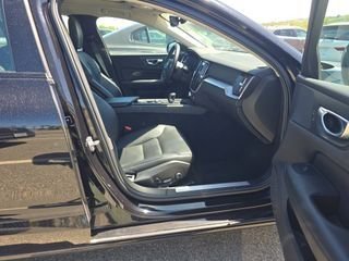 Used 2024 Volvo S60 B5 Core image 7