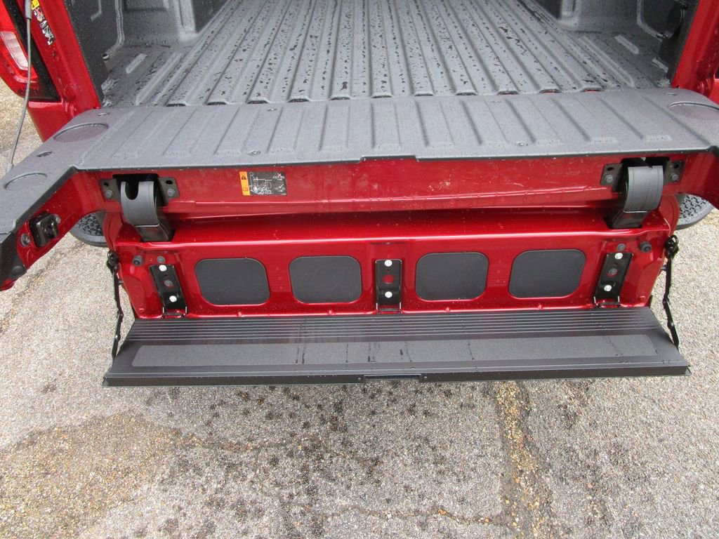 New 2026 GMC Sierra 1500 SLT w/ SLT Premium Plus Package image 14