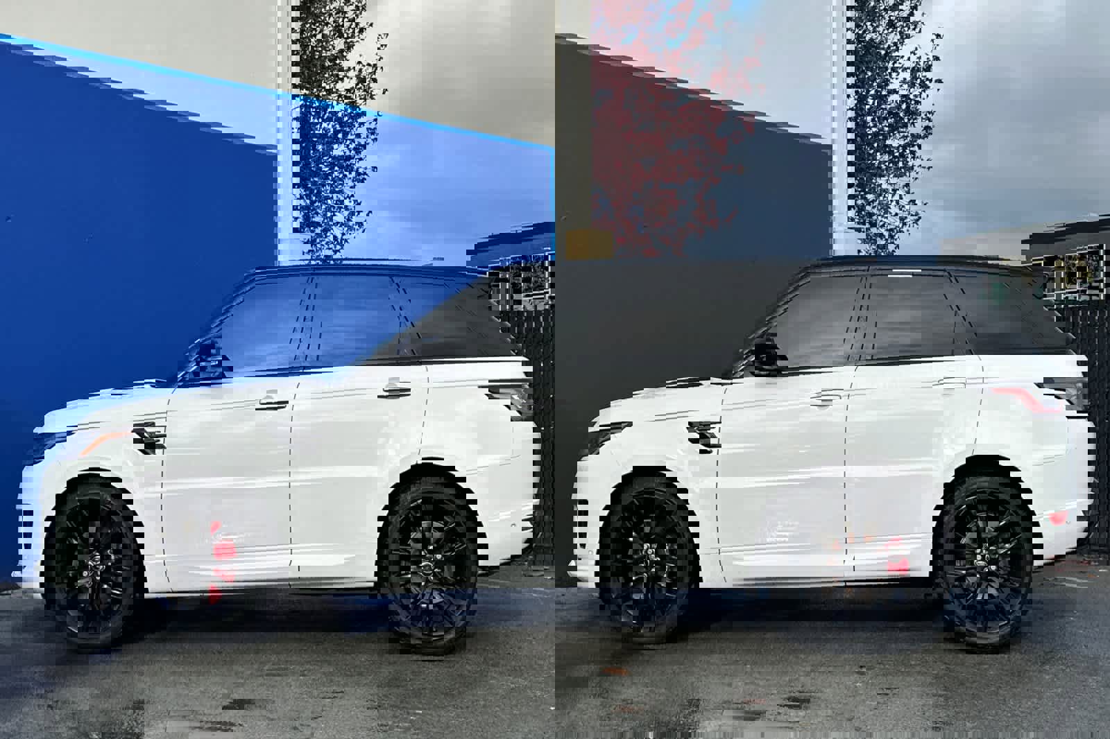 Used 2022 Land Rover Range Rover Sport HST image 6