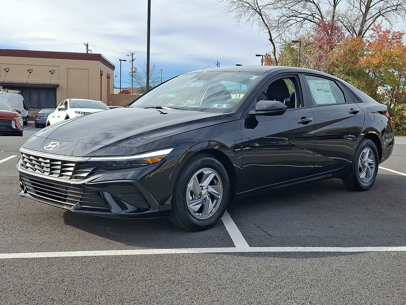 New 2026 Hyundai Elantra SE w/ Cargo Package image 2