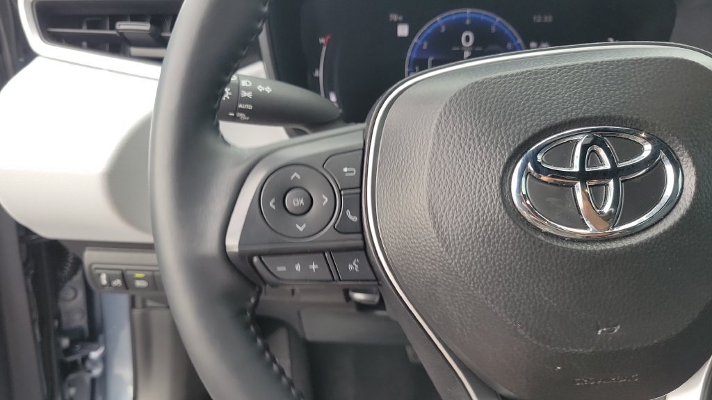 Used 2026 Toyota Corolla SE FWD image 18