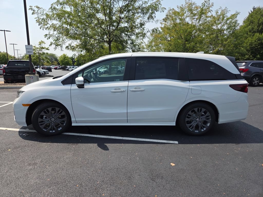 New 2026 Honda Odyssey Touring image 25