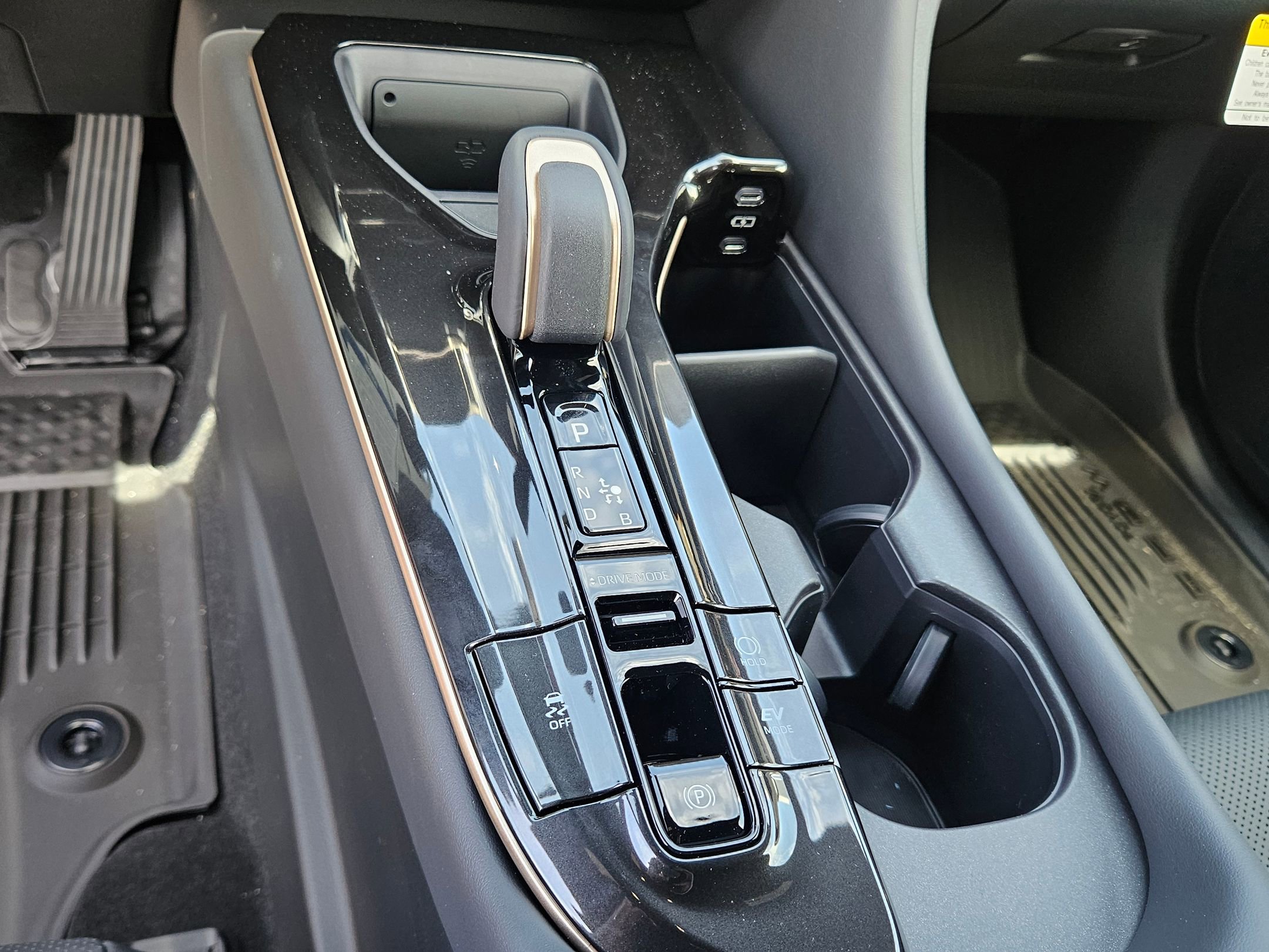 New 2026 Toyota Crown XLE AWD/4WD image 15