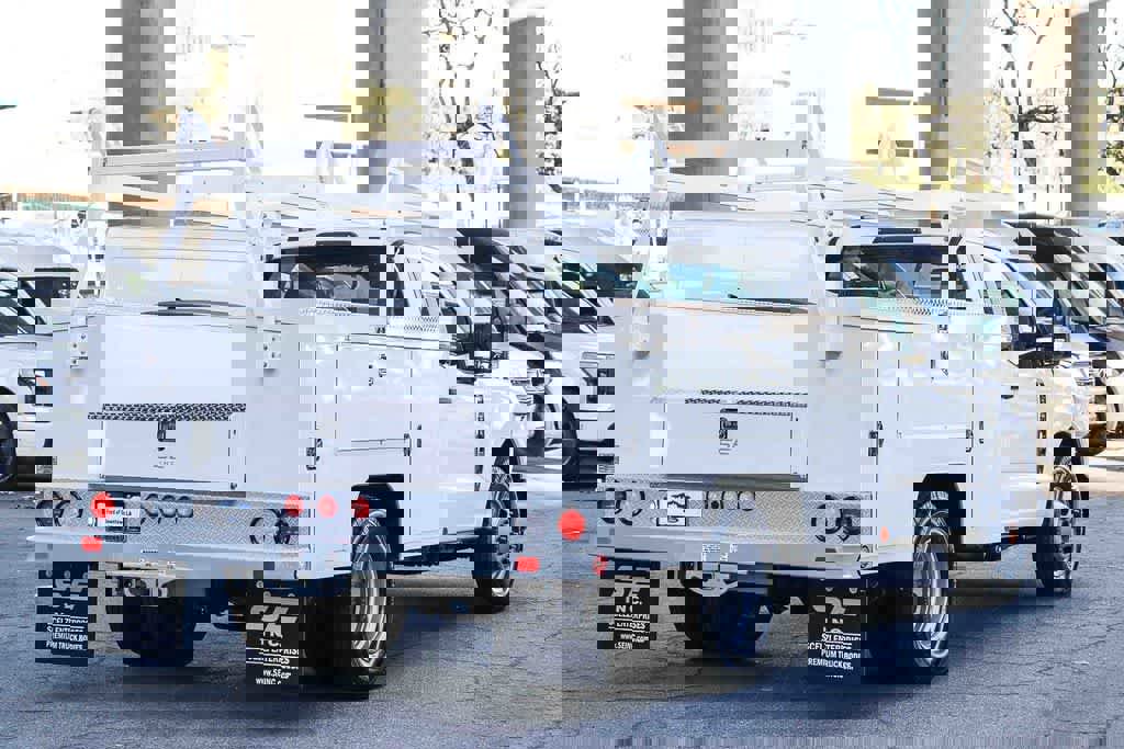 New 2026 Ford F350 XL w/ XL Chrome Package image 4