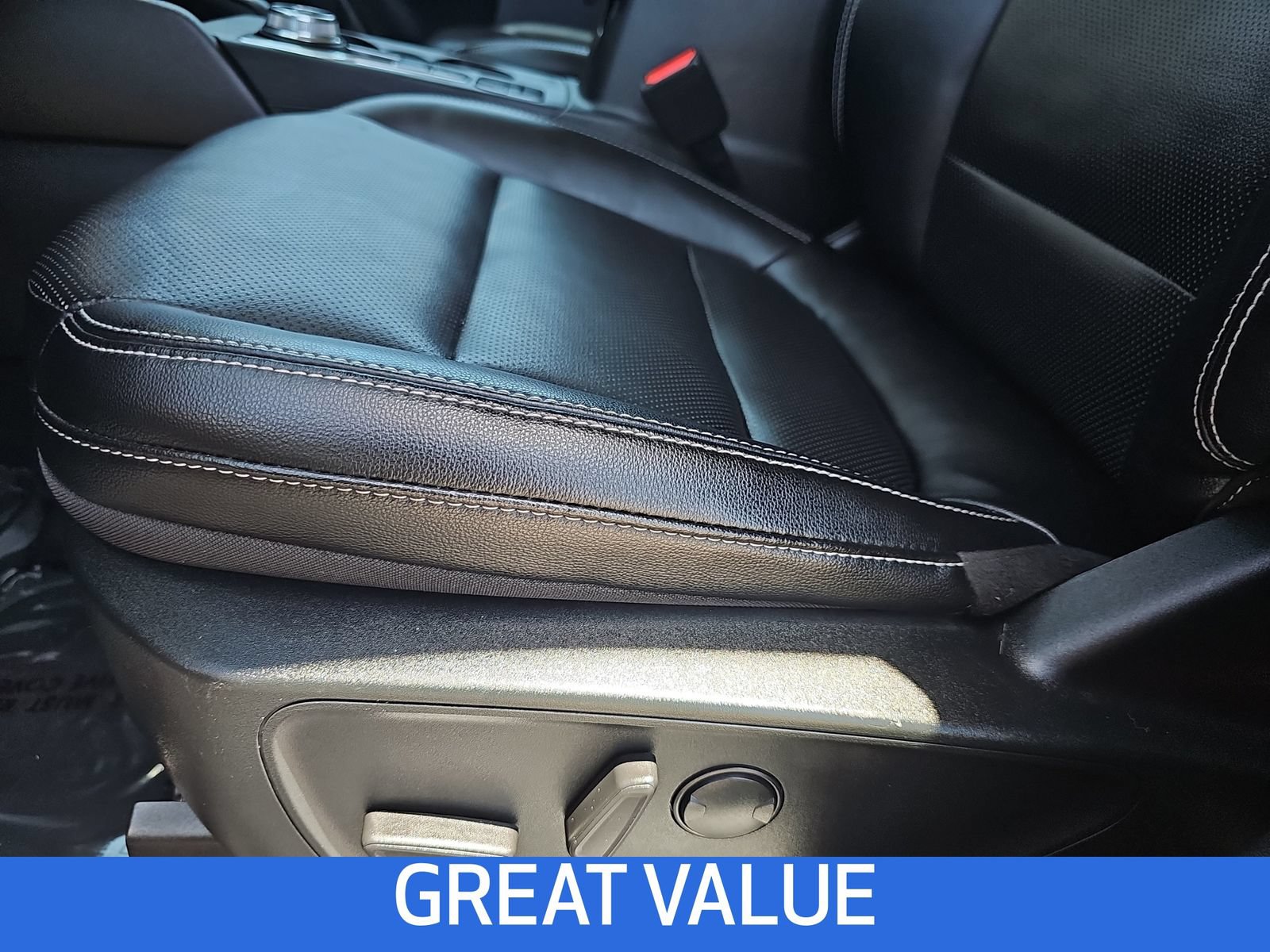 Used 2022 Ford Escape SEL AWD/4WD image 27