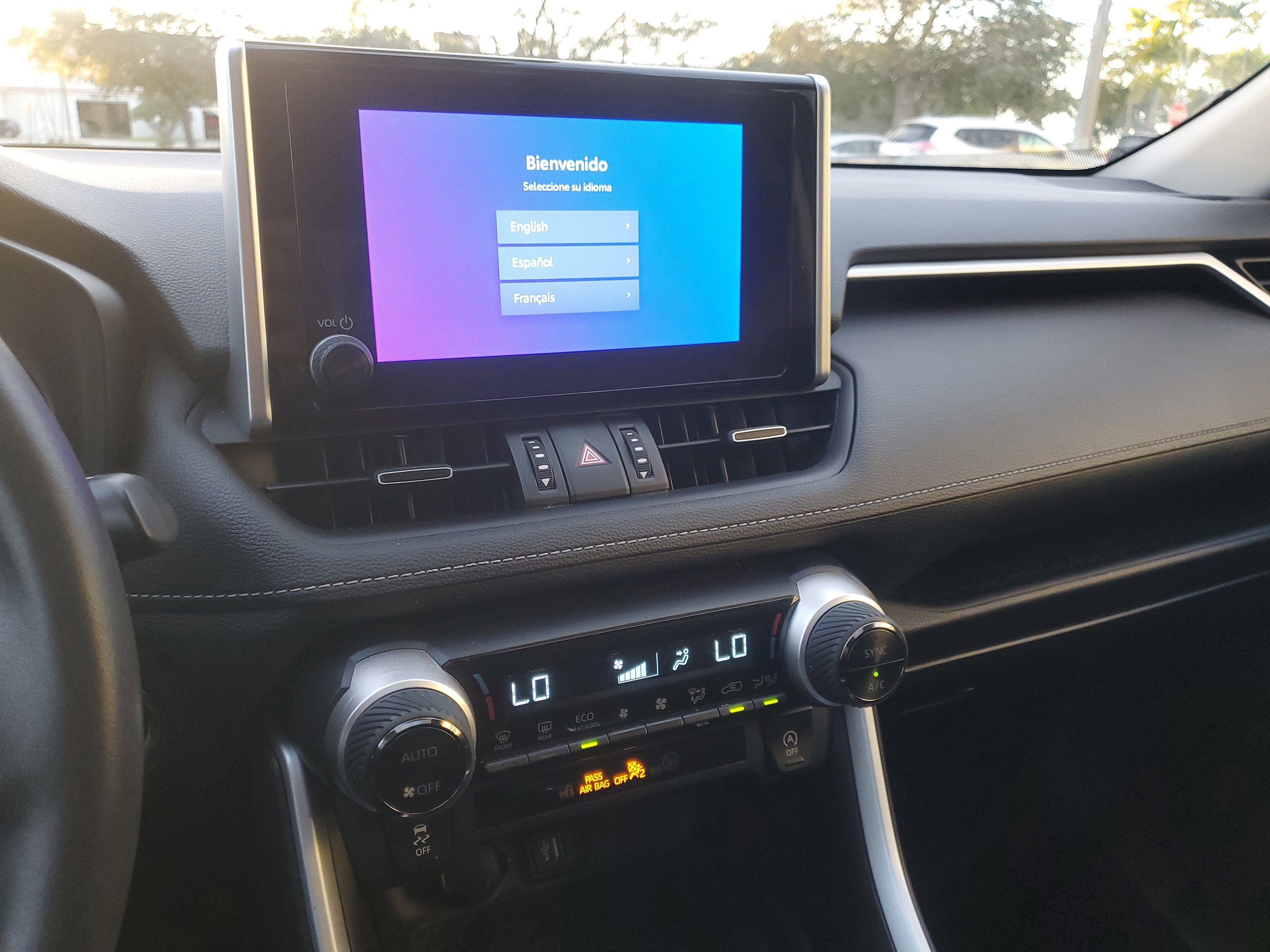 Used 2024 Toyota RAV4 XLE Premium image 27