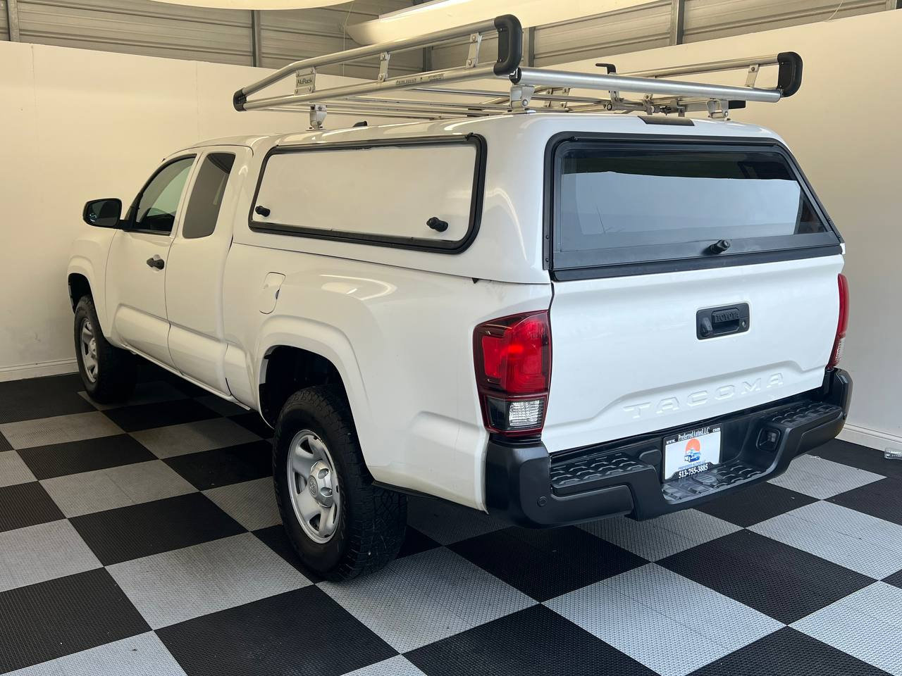 Used 2021 Toyota Tacoma SR image 4