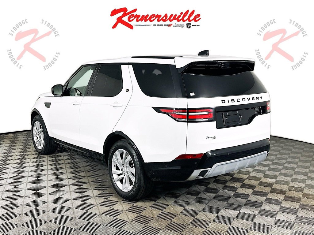 Used 2020 Land Rover Discovery Landmark image 5