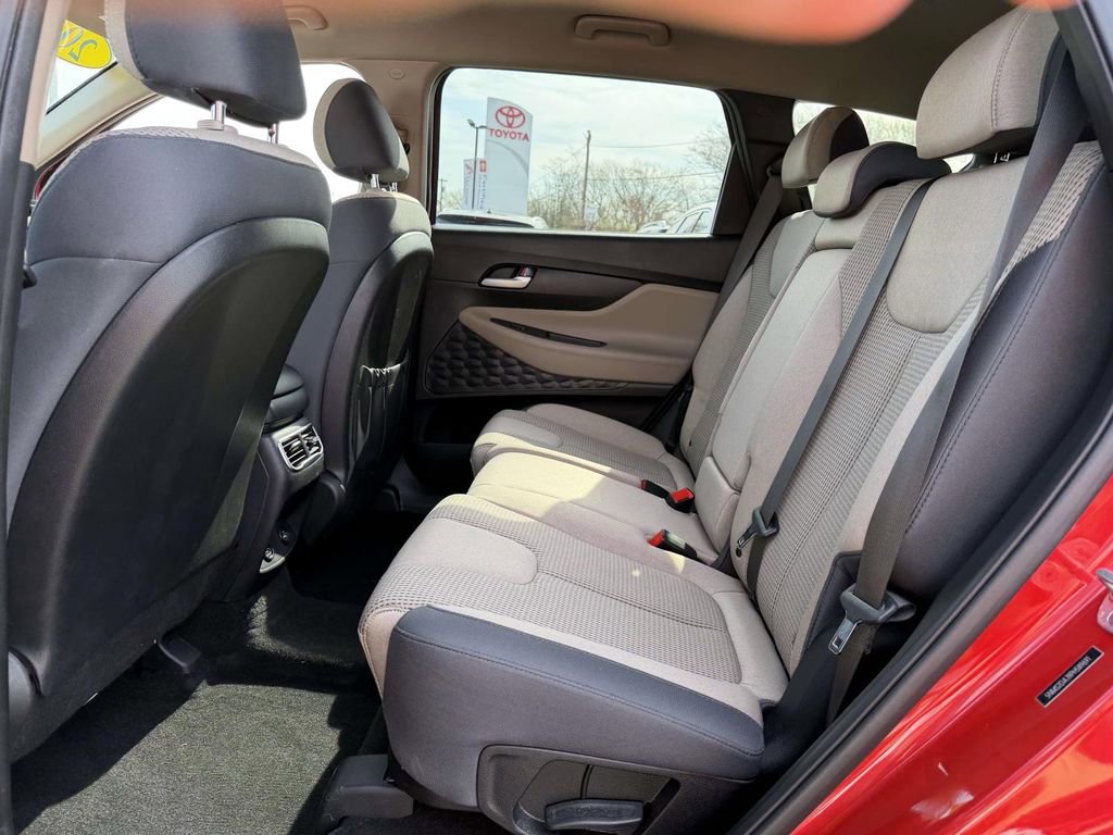 Certified 2023 Hyundai Santa Fe SEL image 12