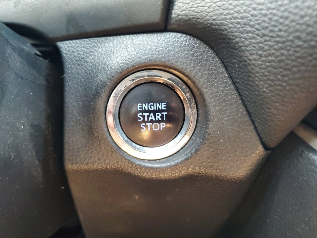 Used 2022 Toyota RAV4 XLE Premium AWD/4WD image 23