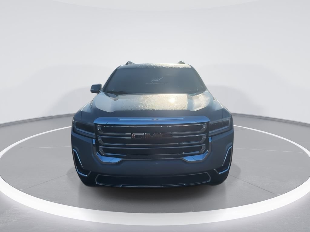 Used 2023 GMC Acadia SLE w/ Driver Convenience Package FWD image 3