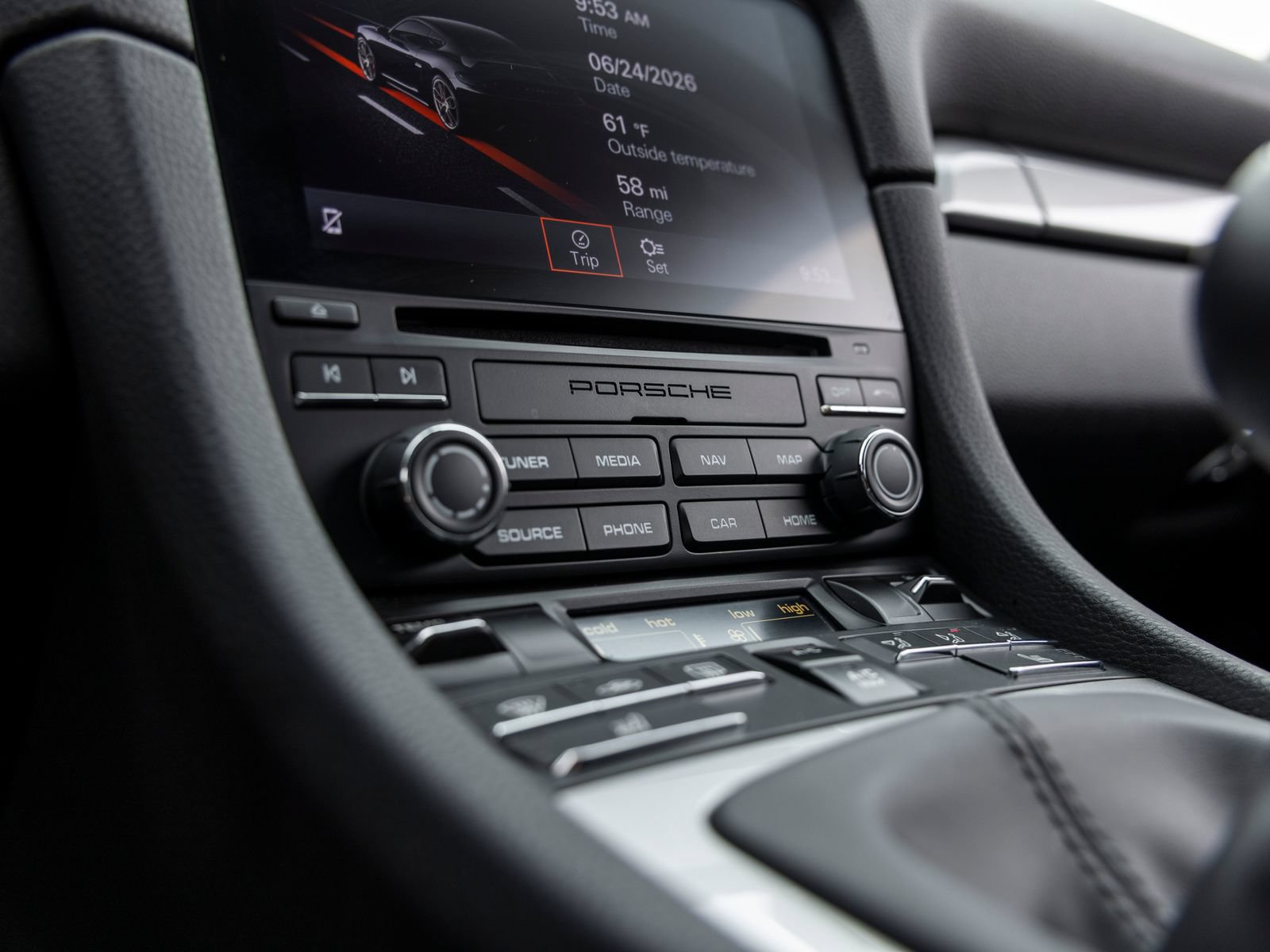 Certified 2020 Porsche 718 Cayman GT4 RWD image 47