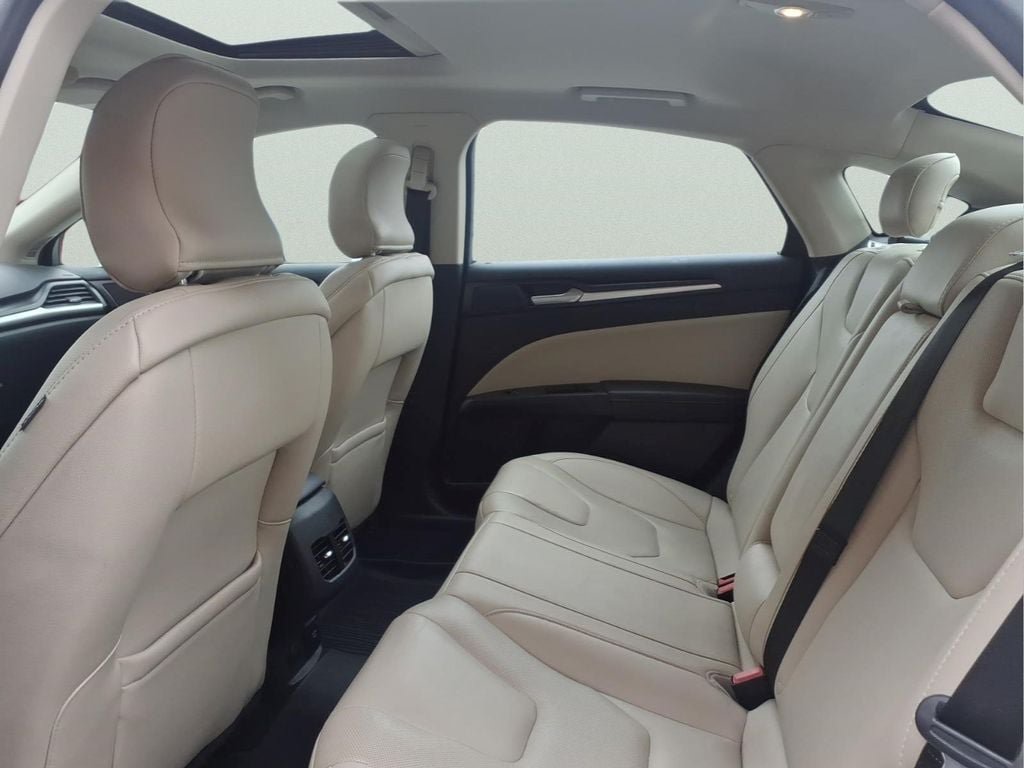 Used 2017 Ford Fusion Titanium FWD image 14