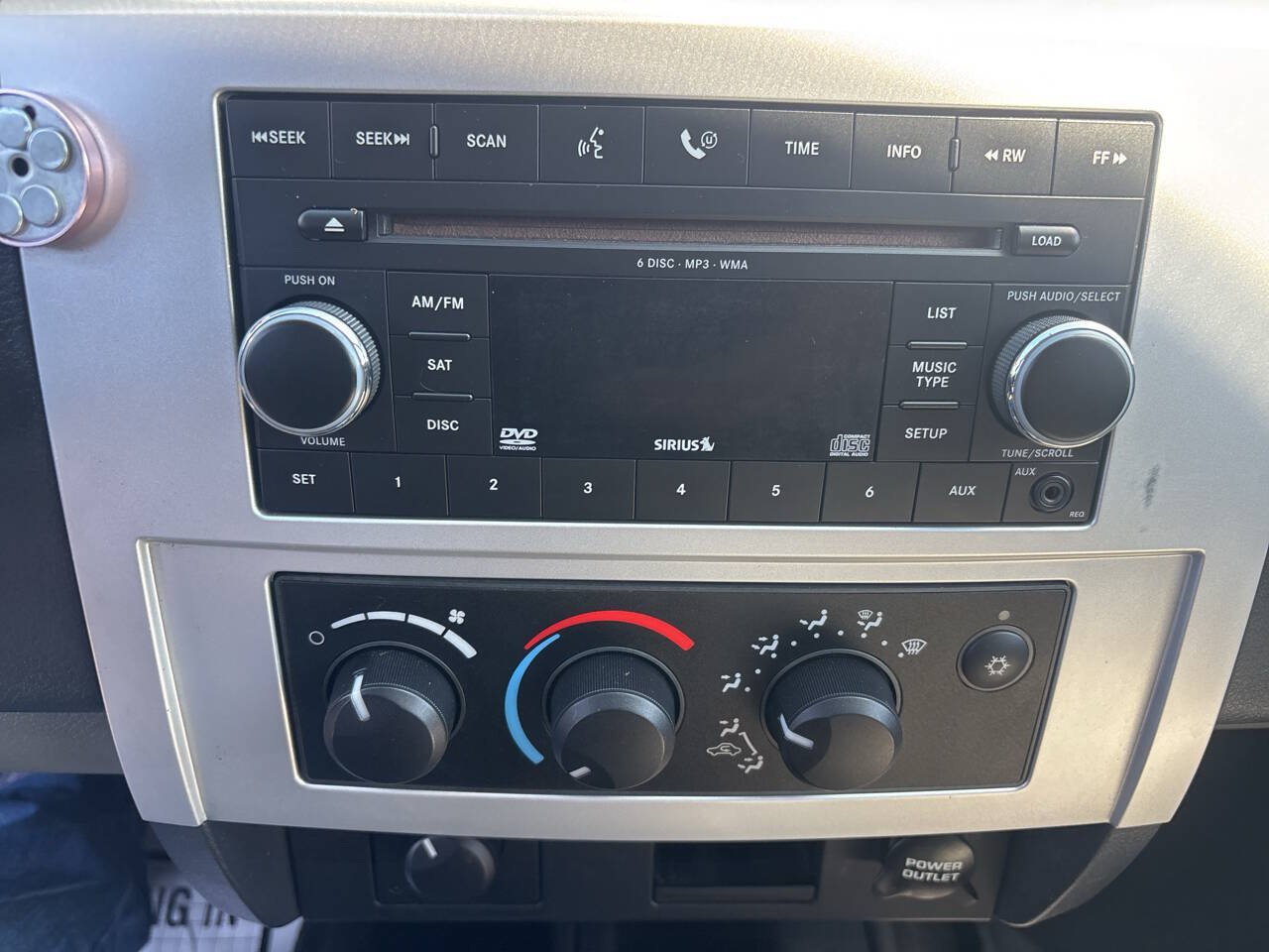 Used 2008 Dodge Dakota Laramie AWD/4WD image 23