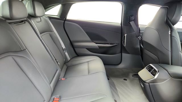 Used 2024 Lucid Air Touring image 24