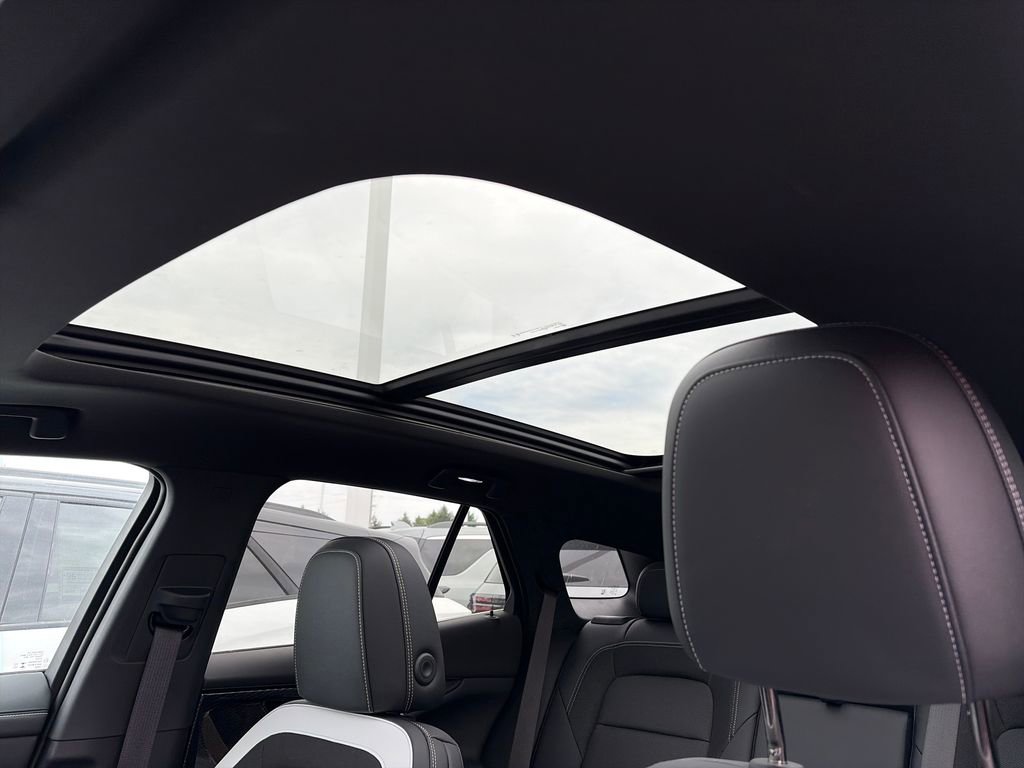 New 2025 Chevrolet Blazer EV LT AWD/4WD image 25