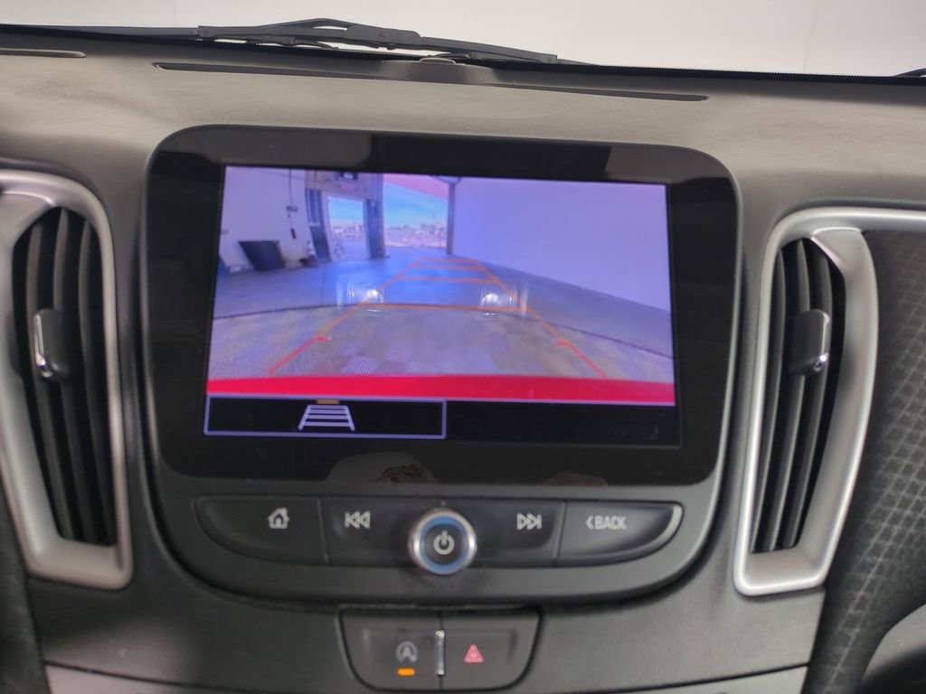 Used 2024 Chevrolet Malibu LT image 22