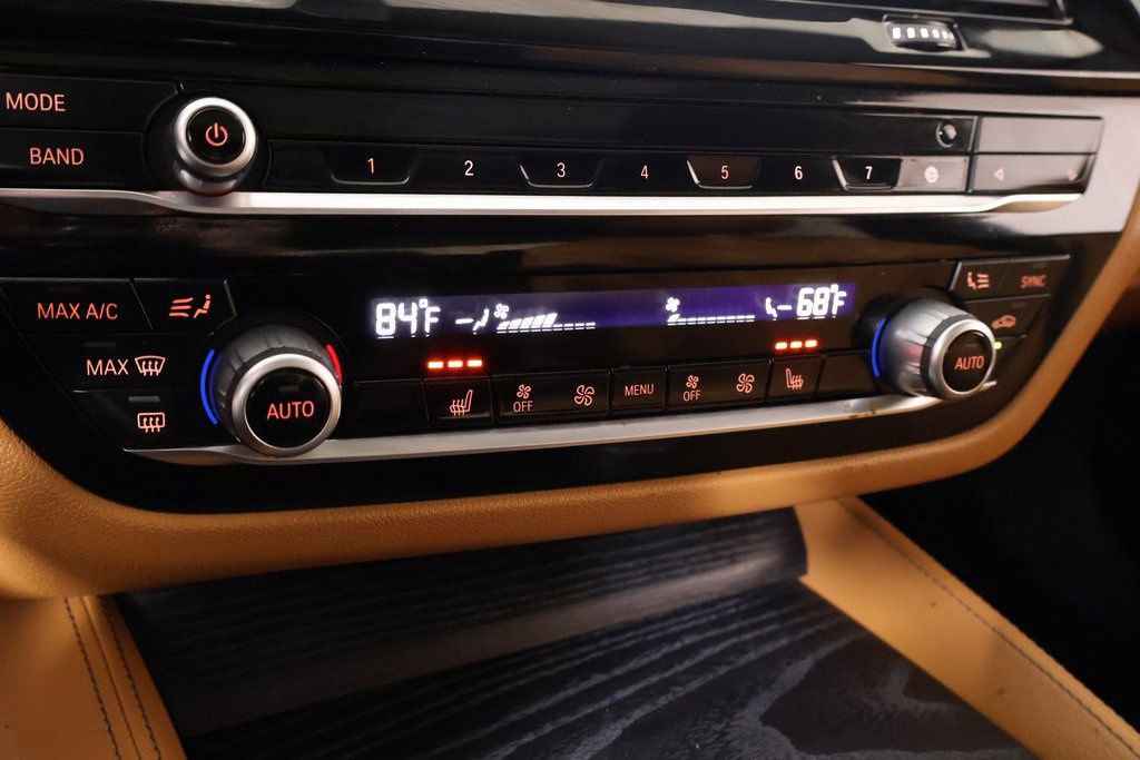 Used 2023 BMW 530i xDrive w/ M Sport Package image 8