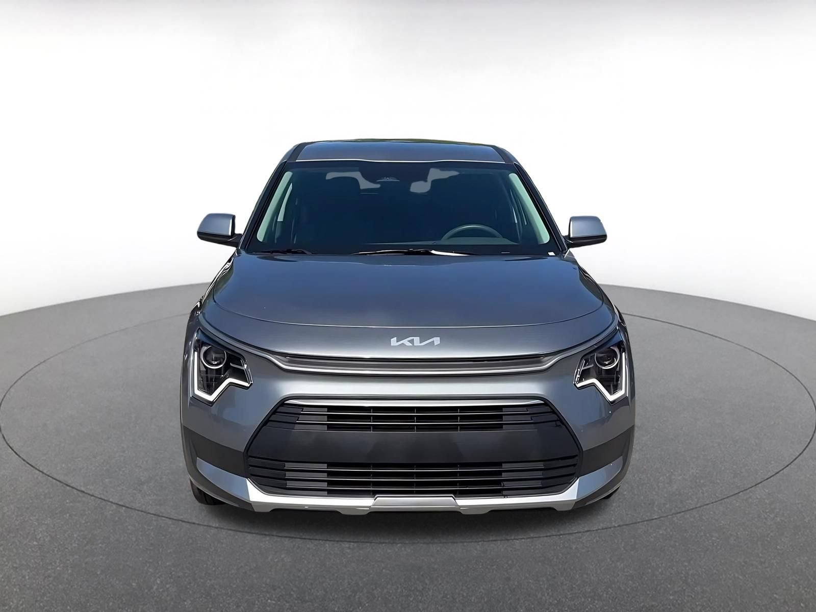 Used 2026 Kia Niro LX FWD image 3